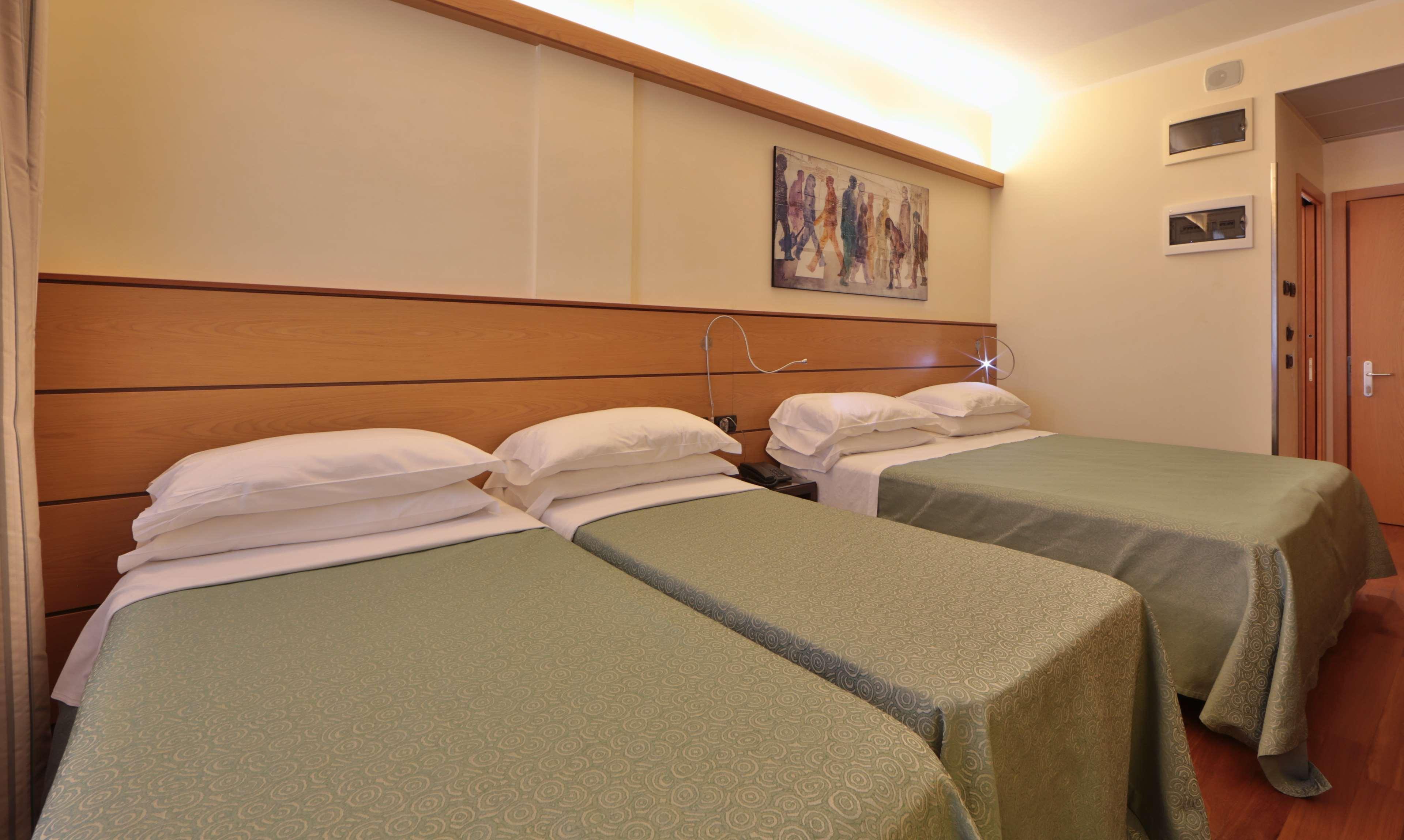 Best Western Hotel Dei Cavalieri บาร์เลตตา ภายนอก รูปภาพ