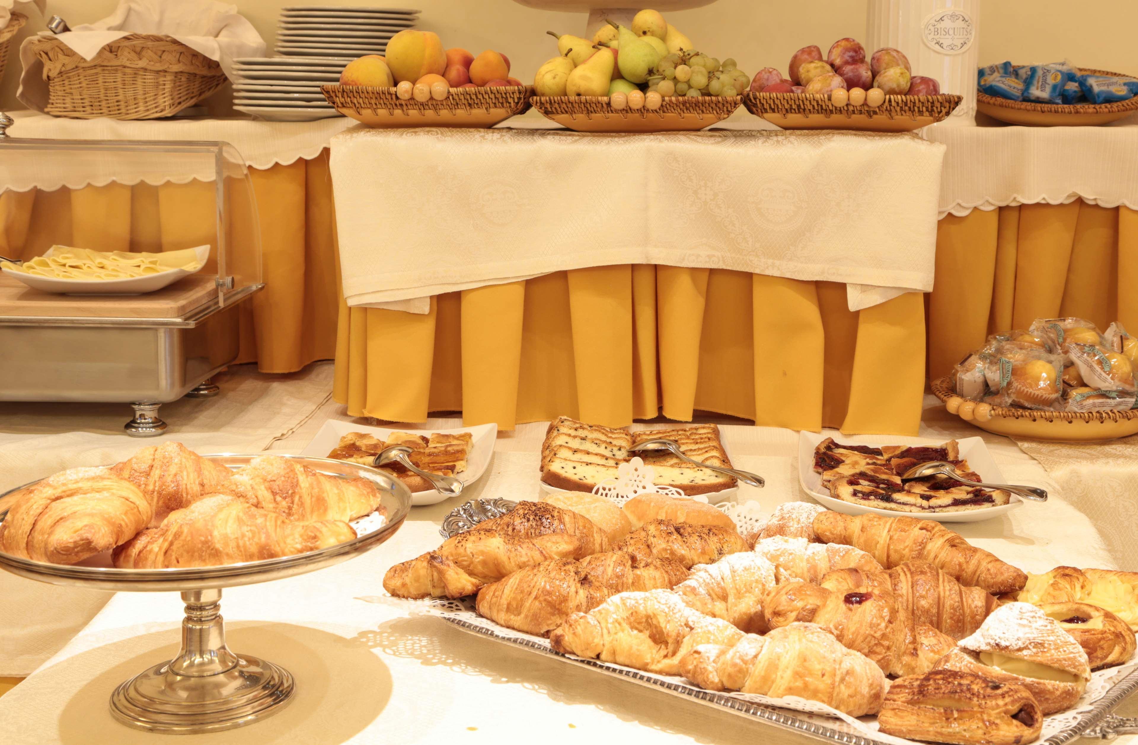 Best Western Hotel Dei Cavalieri บาร์เลตตา ภายนอก รูปภาพ
